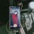 科雷博アイデア多機能車載充電器伸縮テープ付きアップルの携帯車はAndroid＋アップル（赤色）を充電します。